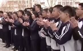 习语丨“茁壮成长，成为我们优秀的一代！”