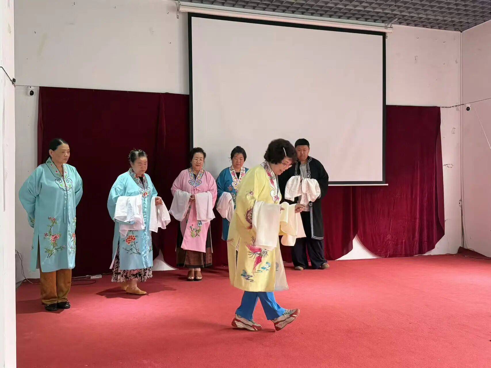 潍坊市奎文区基层文化建设指导员精准服务 激活社区文明新活力