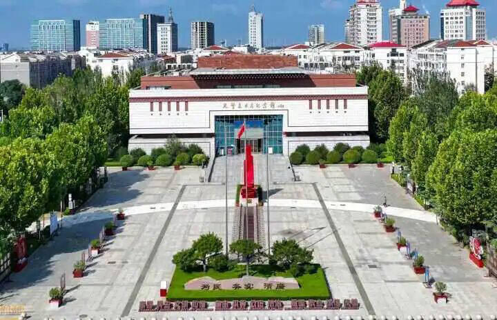 红色山东·行走课堂：师生走进孔繁森纪念馆感悟楷模精神