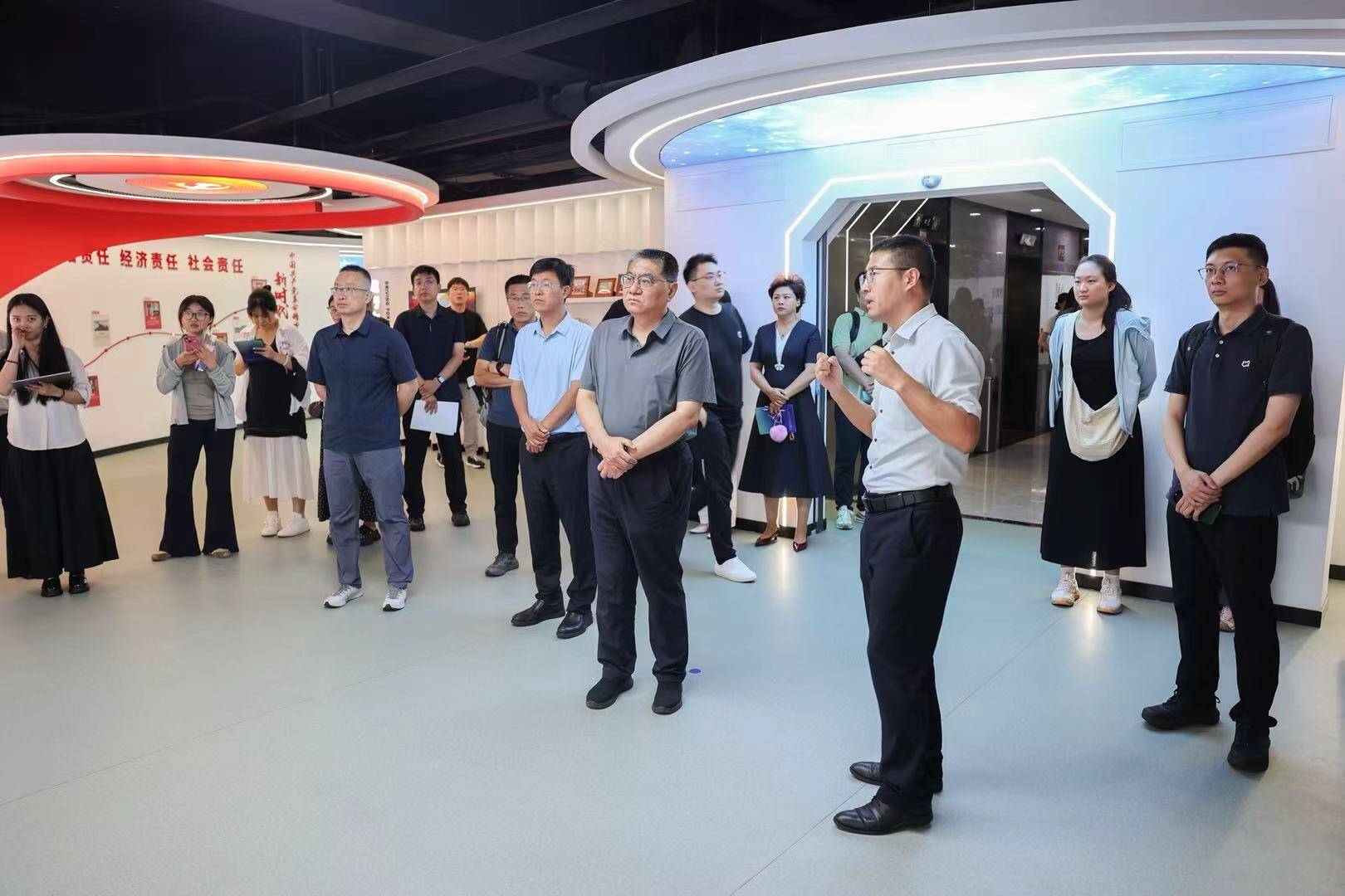 解码“产业大脑”｜探访山东产业大脑能力中心 解码工业大省数智转型密码