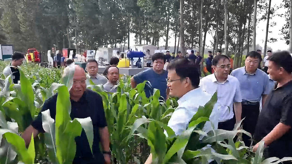 全国秋粮生产现场推进会在德州市召开