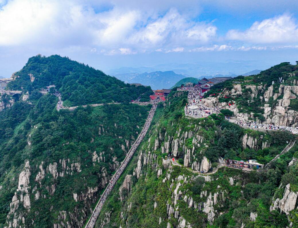 第40届泰山国际登山比赛报名通道正式开启 9月6日在泰安林校操场鸣枪开赛
