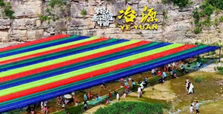 潍坊临朐:水浅人气旺,“村级游泳池”成伏天顶流