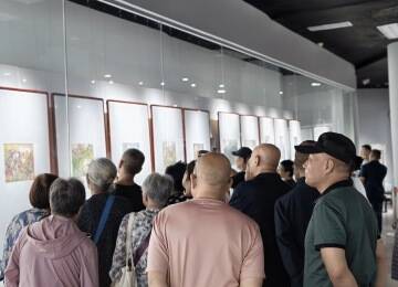 艺聚登山节 全国艺术家中国画小品邀请展在泰安开幕