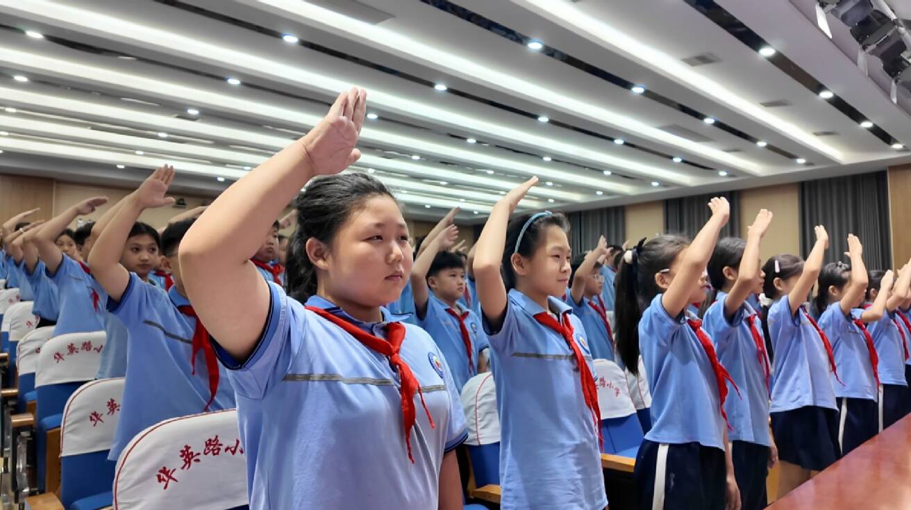 菏泽：云端扬志 小学师生连线邱少云部队官兵