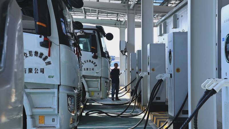 省级示范电动重卡大功率充电站在宁阳建成投用(图3)