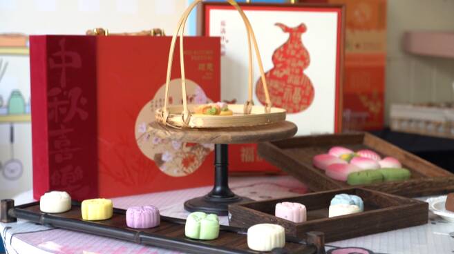 潍坊青州：月饼玩出“新花样” 新潮口味与国风造型圈粉年轻人