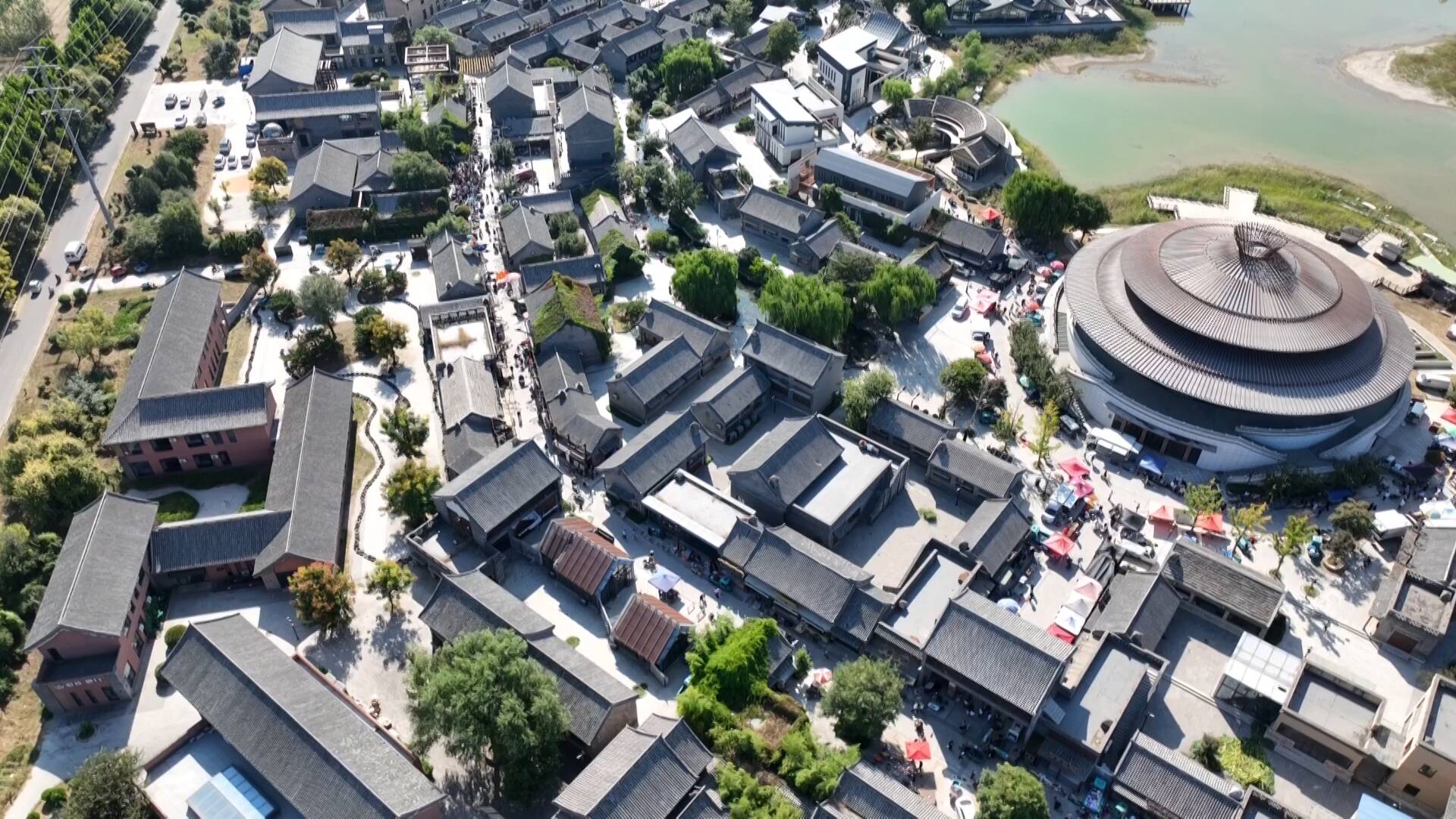 黄河大集迎双节 市井烟火聚齐河