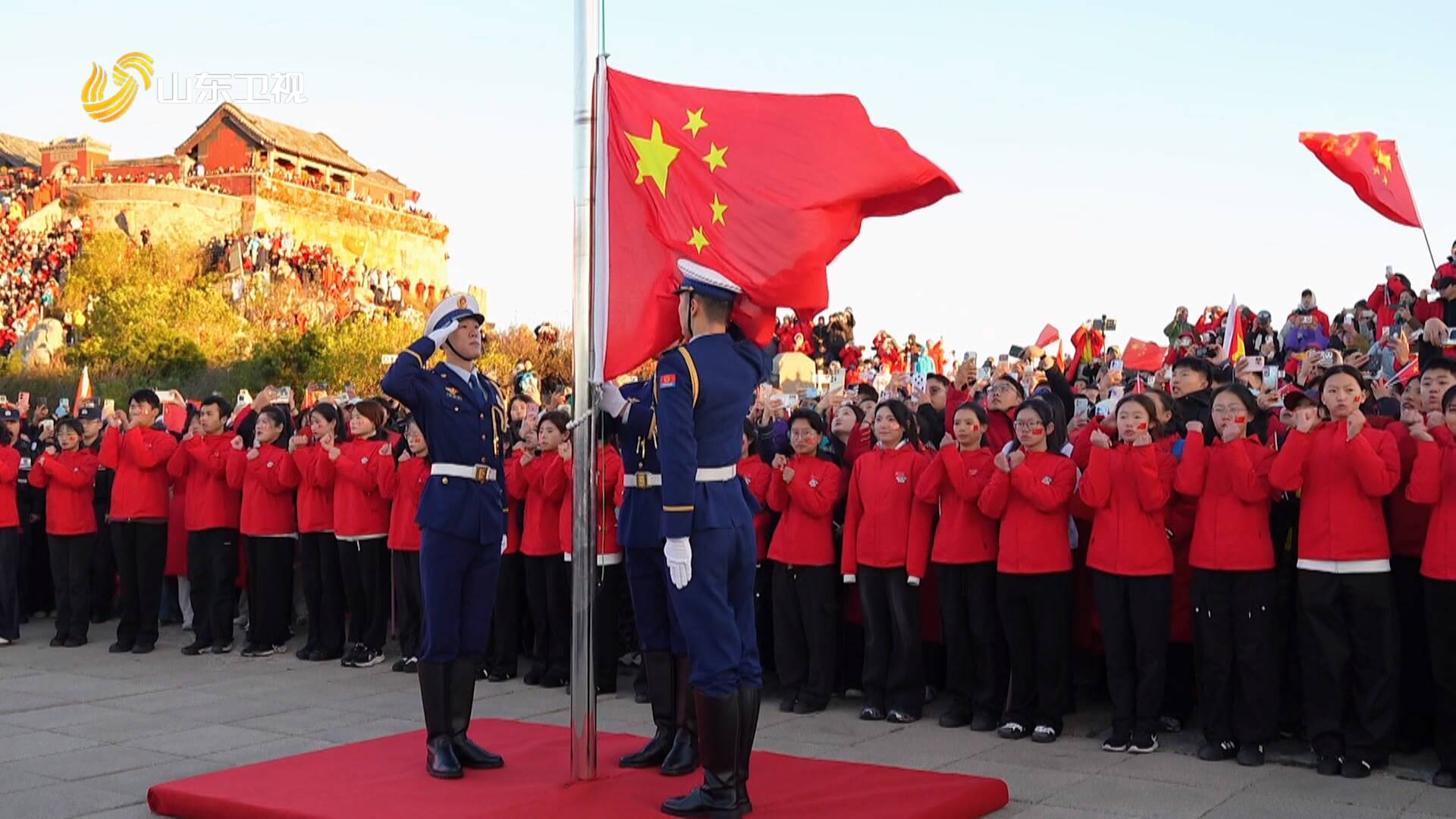 欢度国庆|同升一面旗 祝福伟大祖国