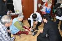 济南：医疗专家团队免费义诊 现场签约家庭医生28份