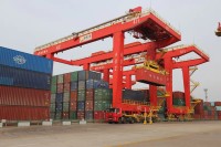 山东港口日照港首月货物吞吐量同比增长7.9%