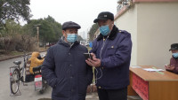 枣庄市中区30名退休老党员筑起社区防疫“铜墙铁壁”