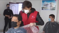 44秒丨滨州无棣青年志愿者公益理发进“疫”线  贡献青春力量暖人心