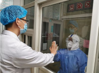 央视《东方时空》| 淄博市第一医院战“疫”一线的夫妻档