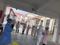 枣庄台儿庄区对10家养老机构150名工作人员开展核酸检测