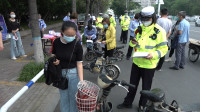 济宁电动车挂牌延期至8月底 电摩需挂摩托车牌上路