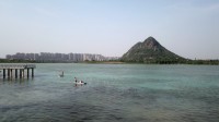 湖底种草、1.5米深见鱼……济南华山湖开启最大规模生态治理