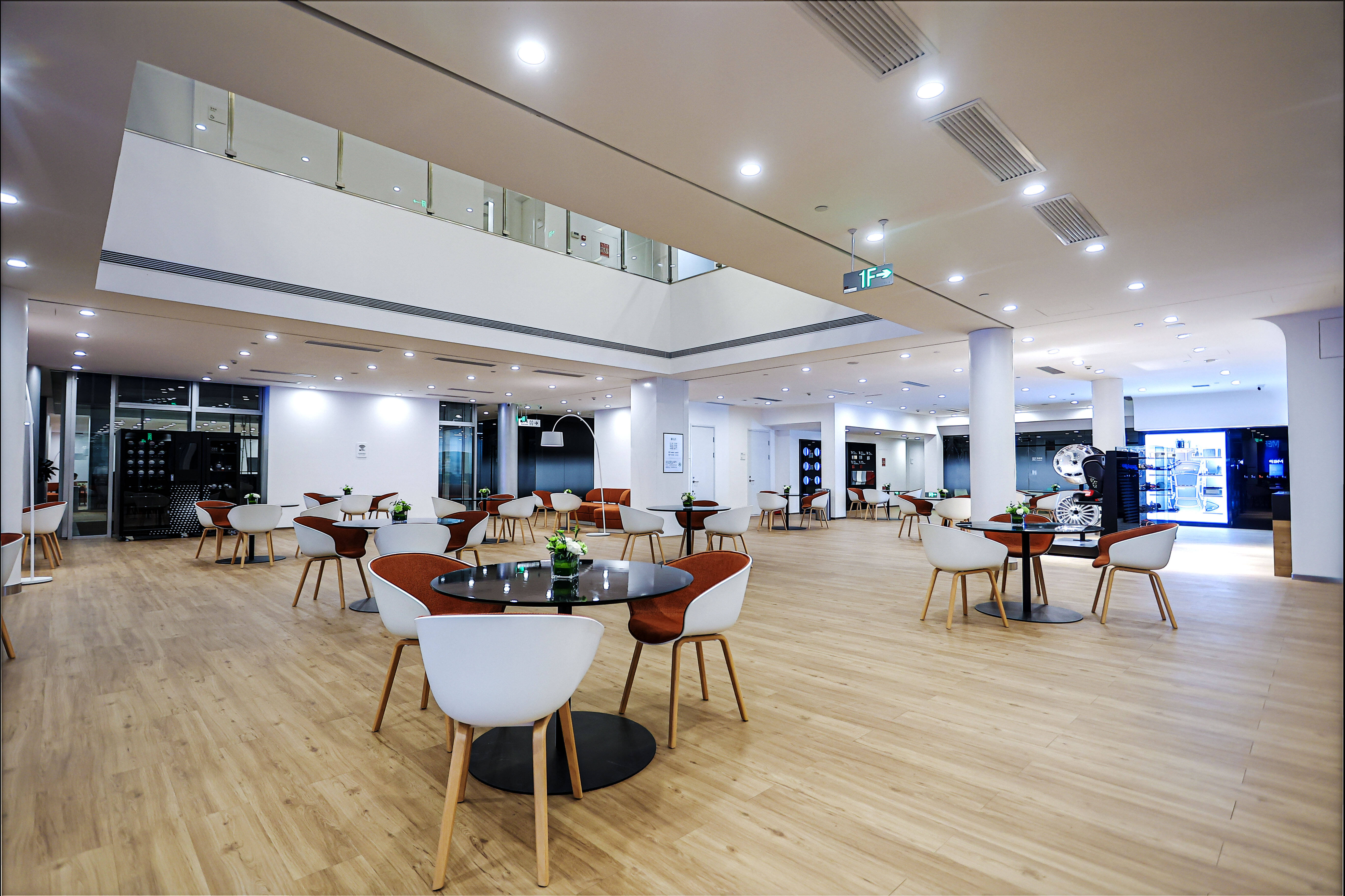 展厅焕新升级服务始终如一利星行汽车济南之星mar2020展厅焕新启幕