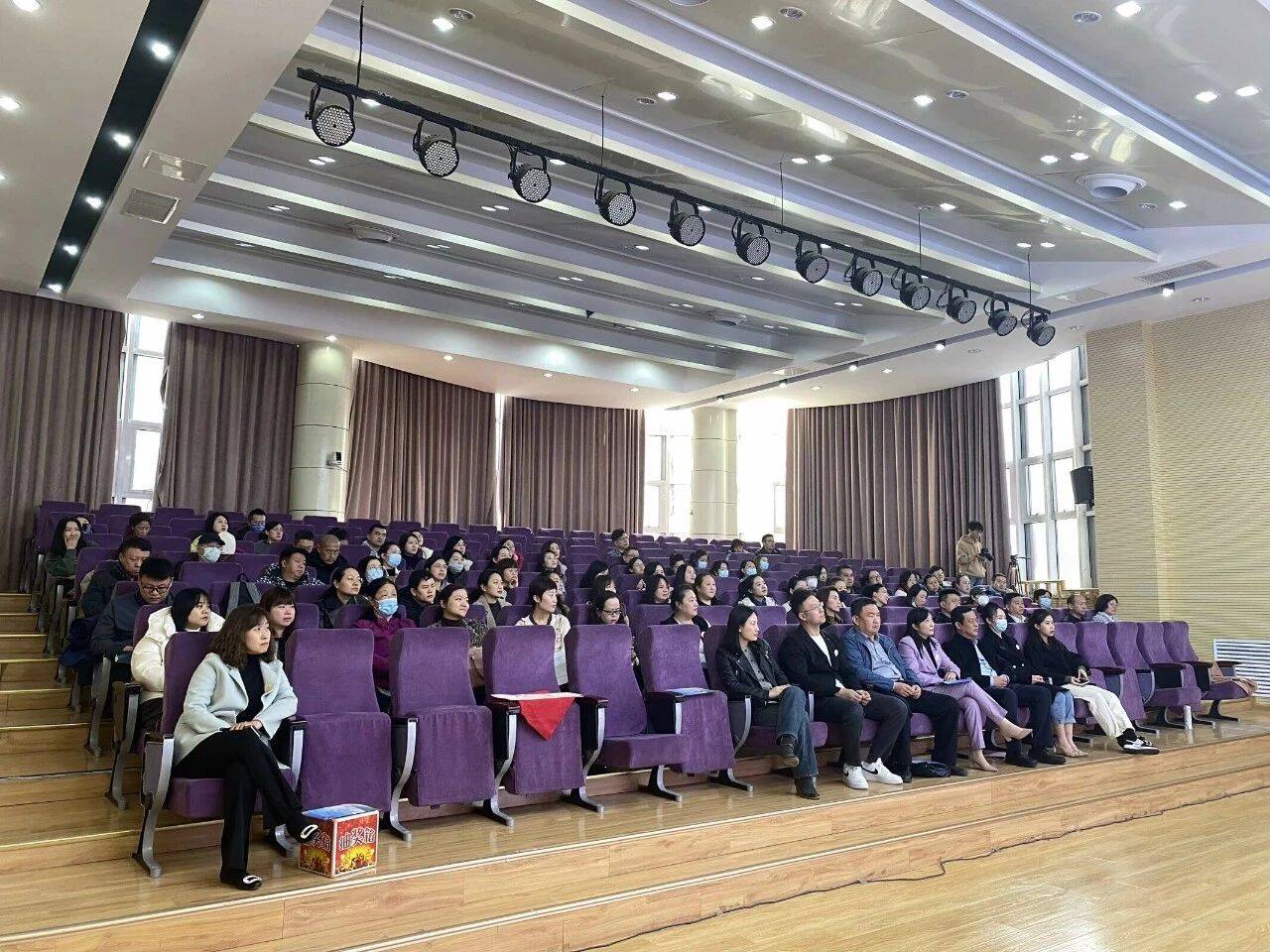 家校同心温暖同行2024年济南市市中区经纬学校小学部举办家委会计划