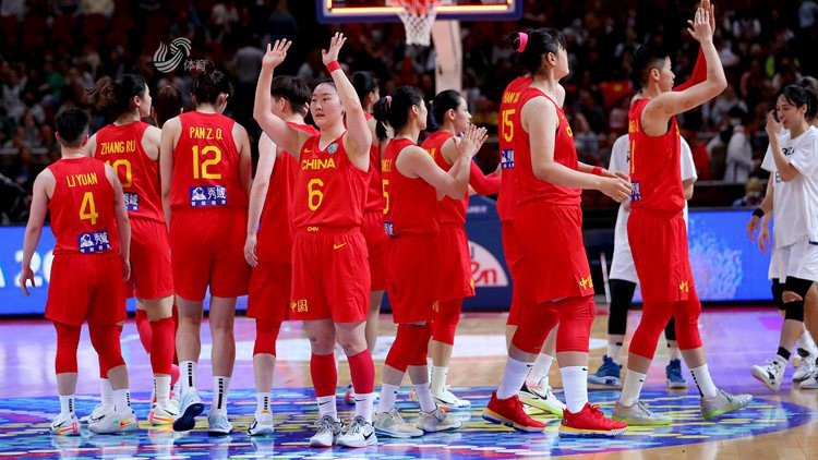 中国篮协主席姚明：女篮成绩是惊喜，但不能头脑发热