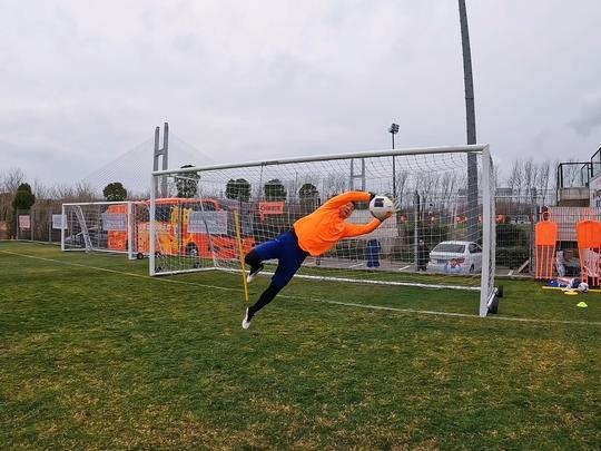 王大雷曬訓練日常：訓練麼，就是要飛來飛去的呀