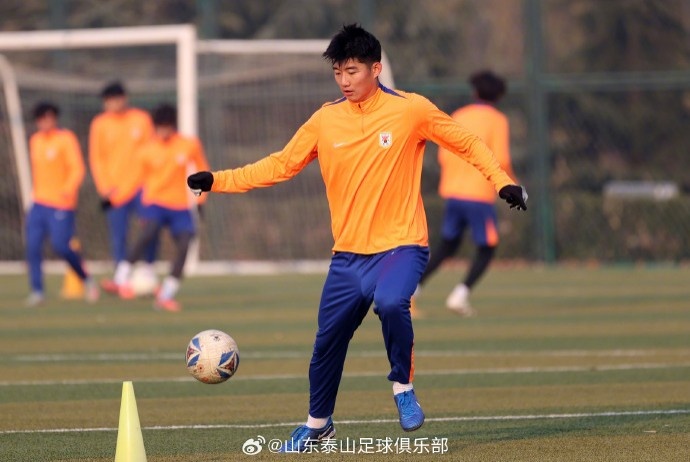 山東泰山B隊結束假期,於12月15日晚在基地集中