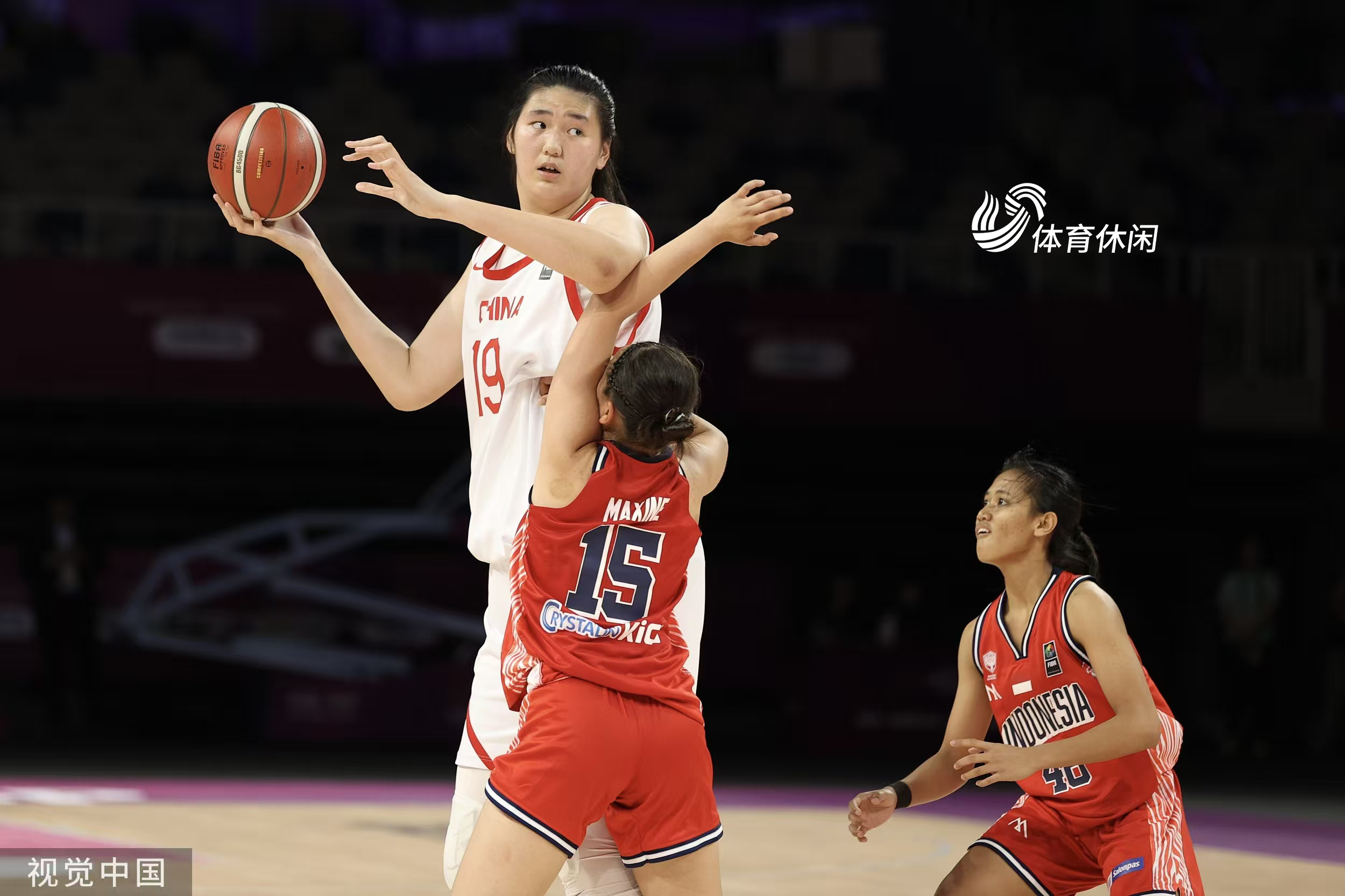 对话张子宇｜走近17岁“生猛”少女，三大球运动会女篮MVP