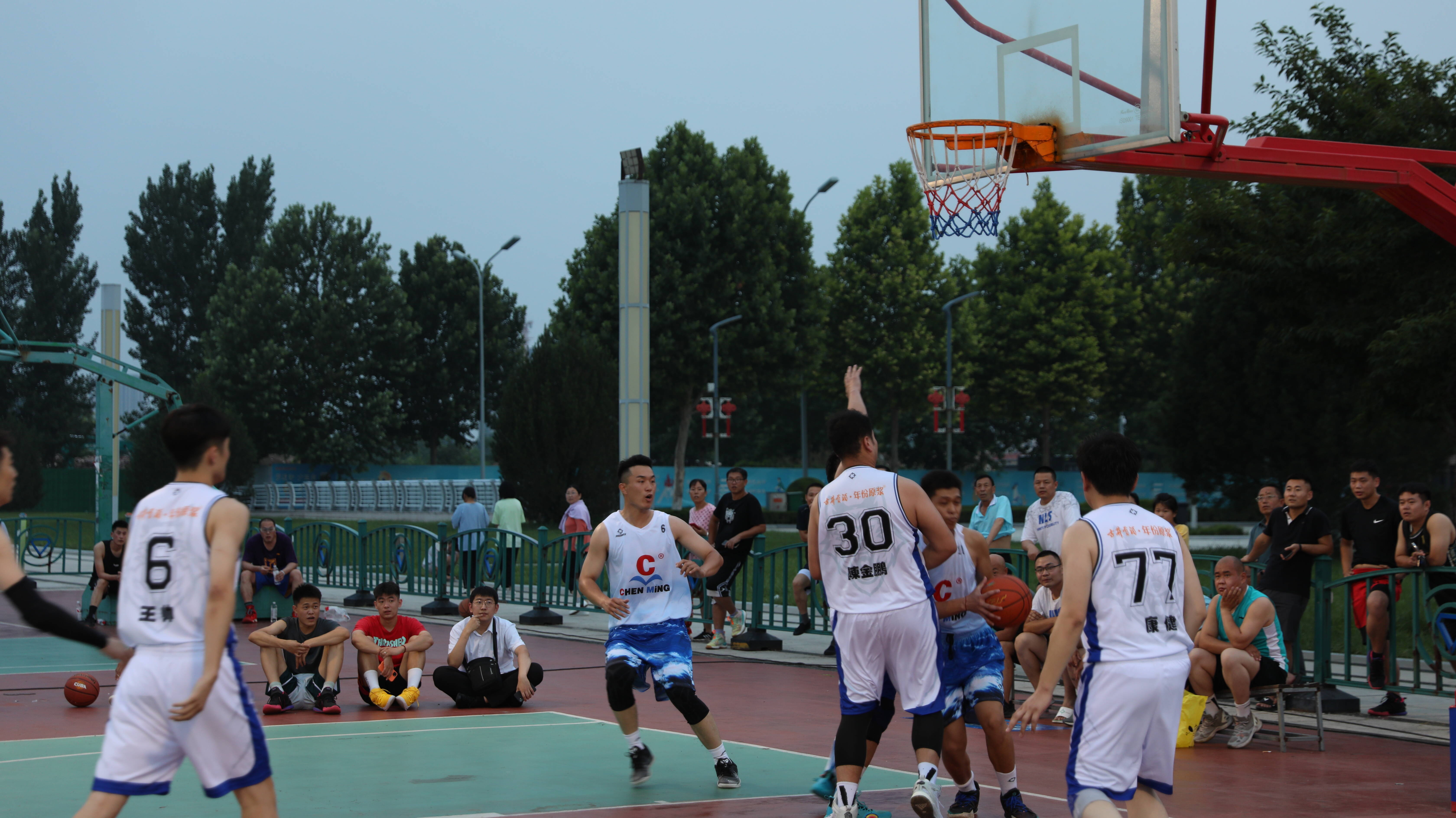 第四届畅想体育“雪花啤酒杯”昌乐县CLBA夏季篮球联赛举行