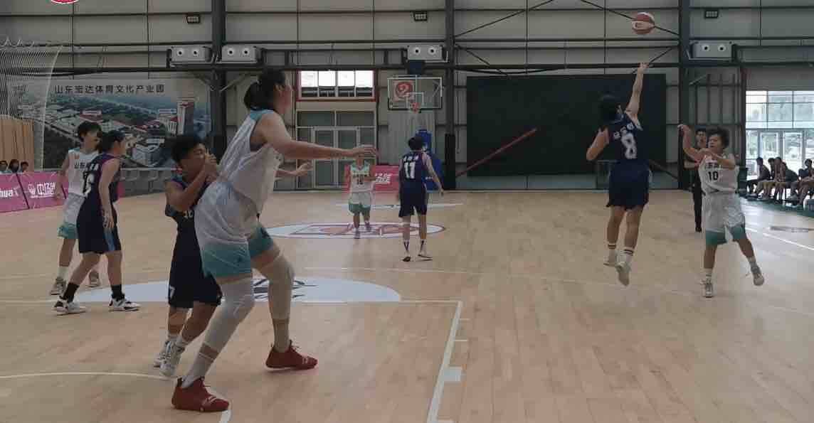 降维打击！全国U15女子篮球联赛，山东队张子宇2米26称霸篮下
