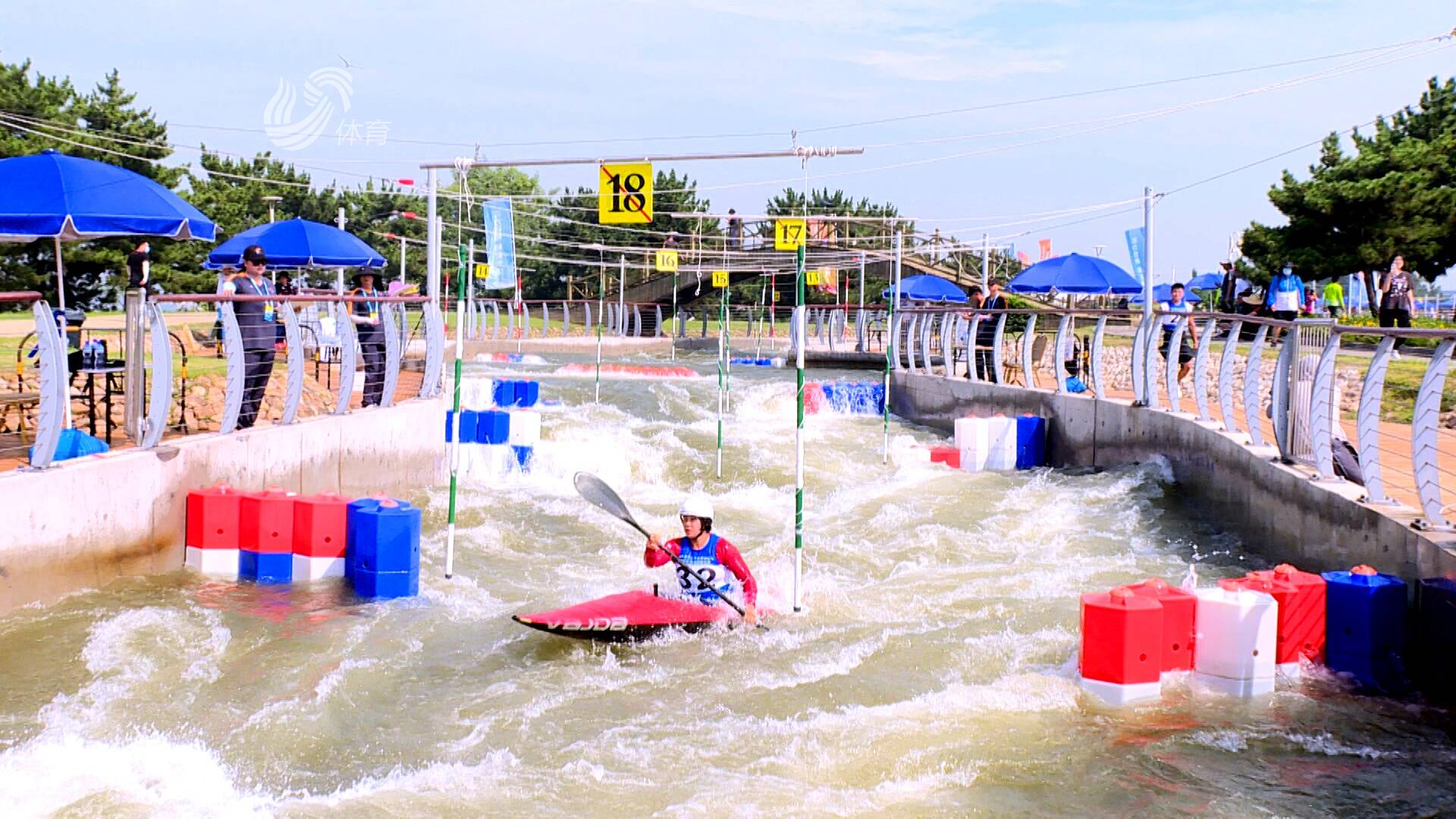 首登省运舞台！第25届省运会皮划艇激流回旋项目正式开赛