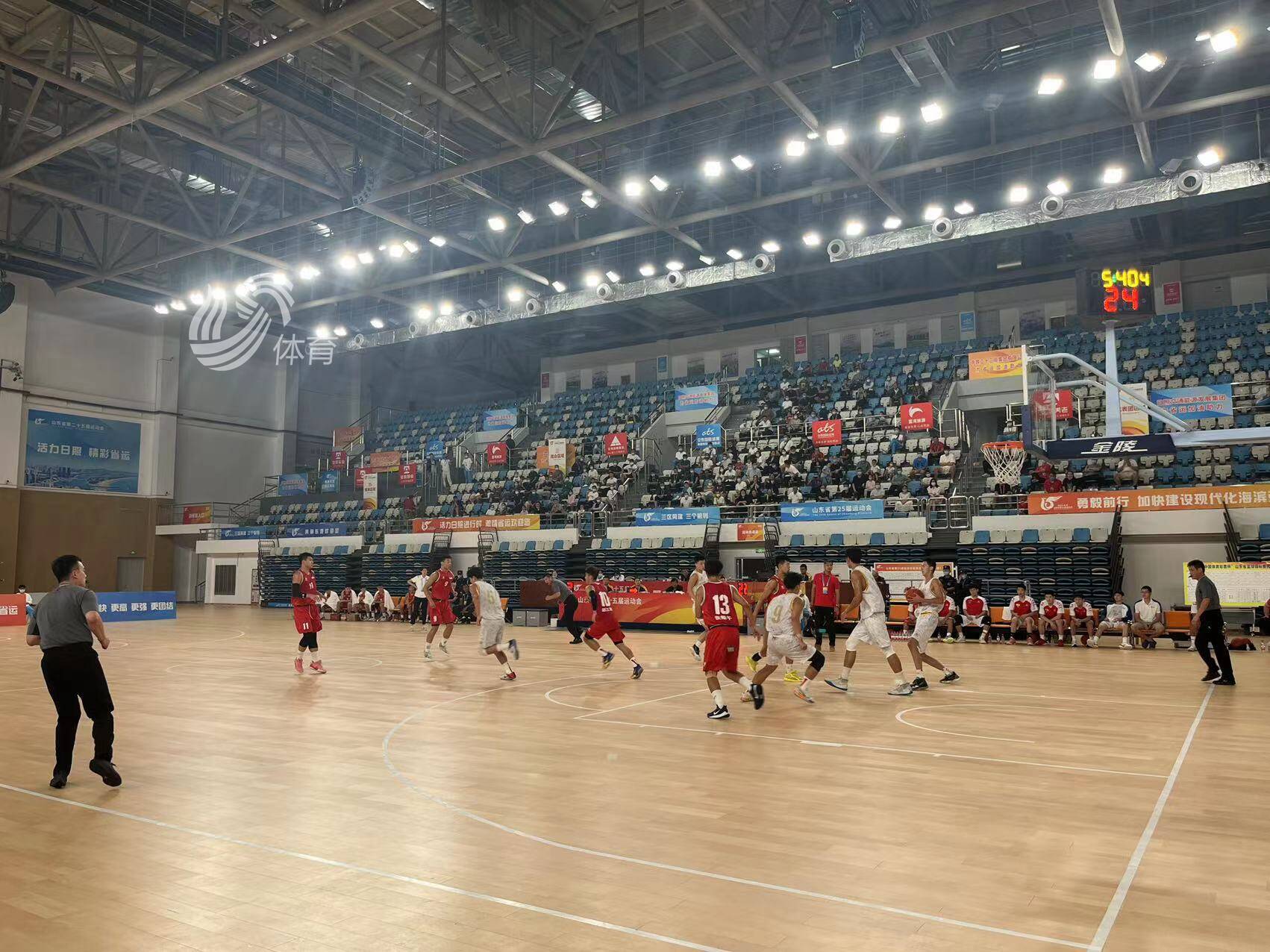 省运会男篮甲组青岛队上演逆转好戏，与济南会师决赛