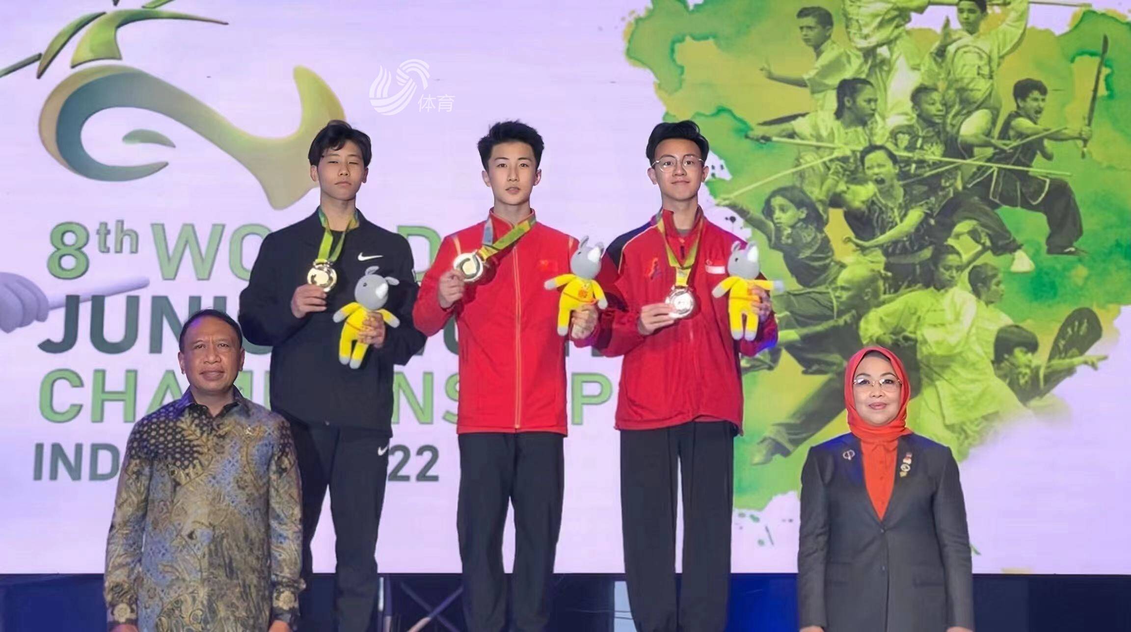 世界青少年武术锦标赛山东选手李嘉泰夺两金