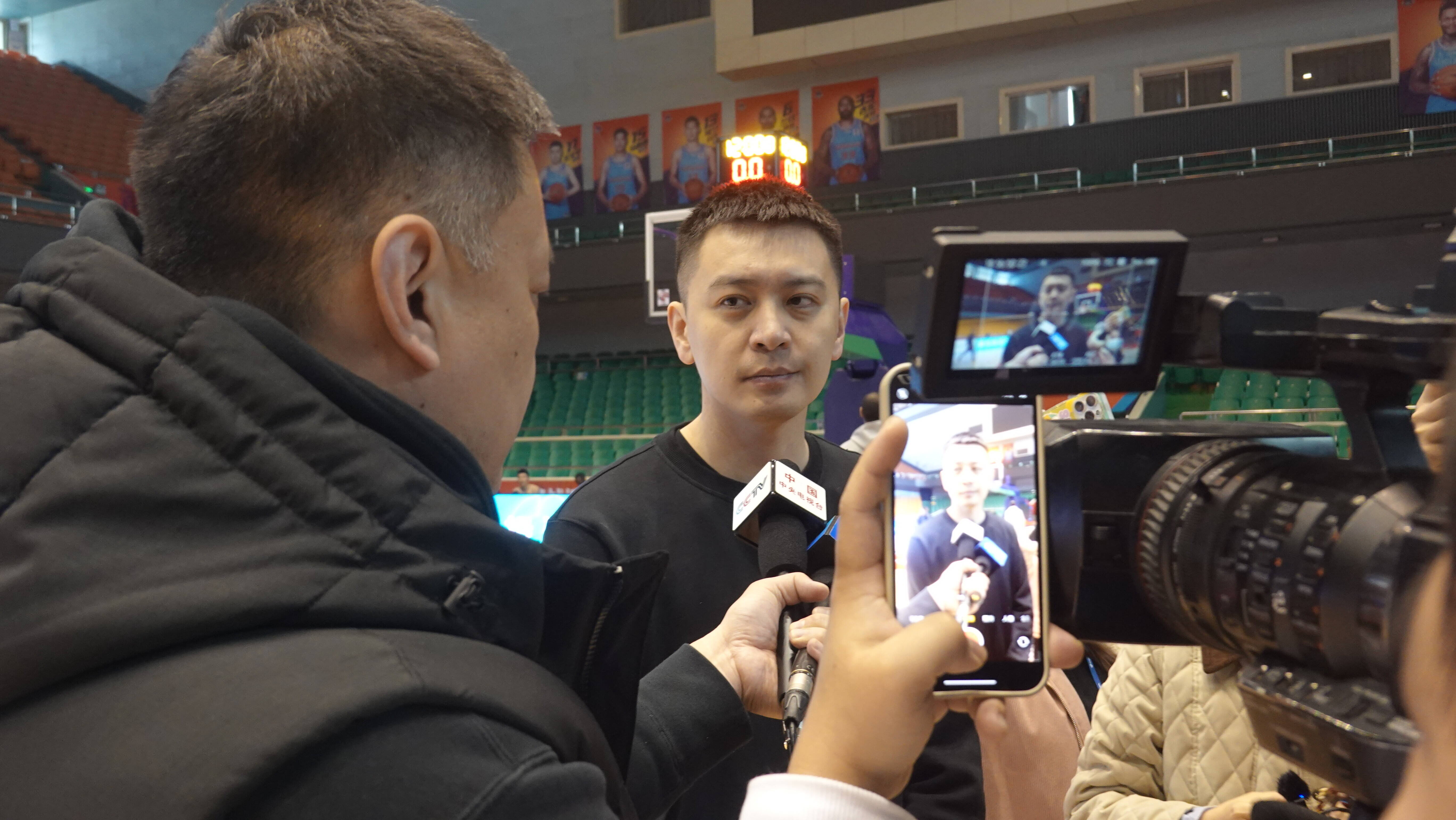 辽宁篮主帅杨鸣：作为主教练的第一个客场比赛，很兴奋