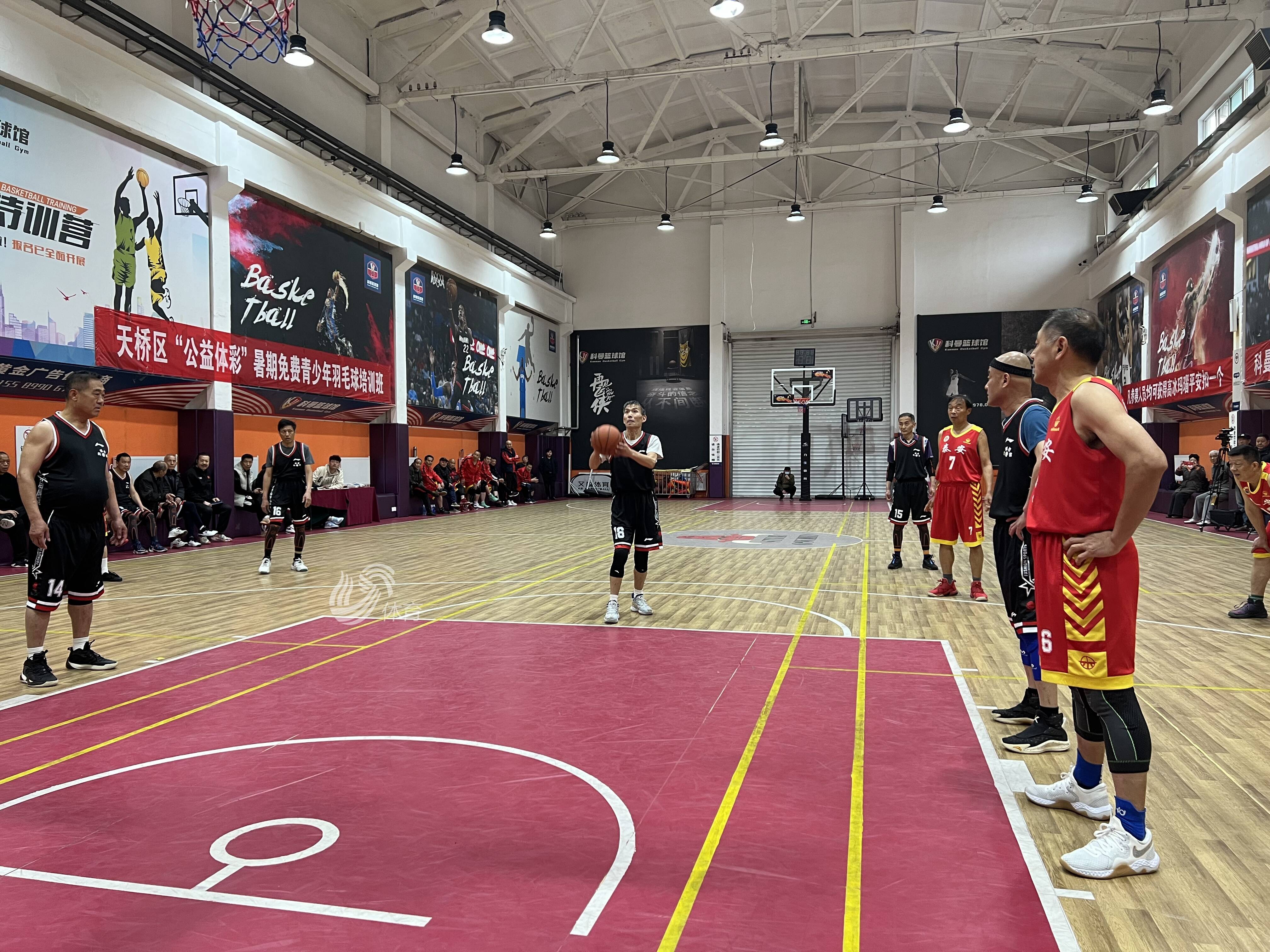 第二届济南市中老年篮球邀请赛今日火热开赛