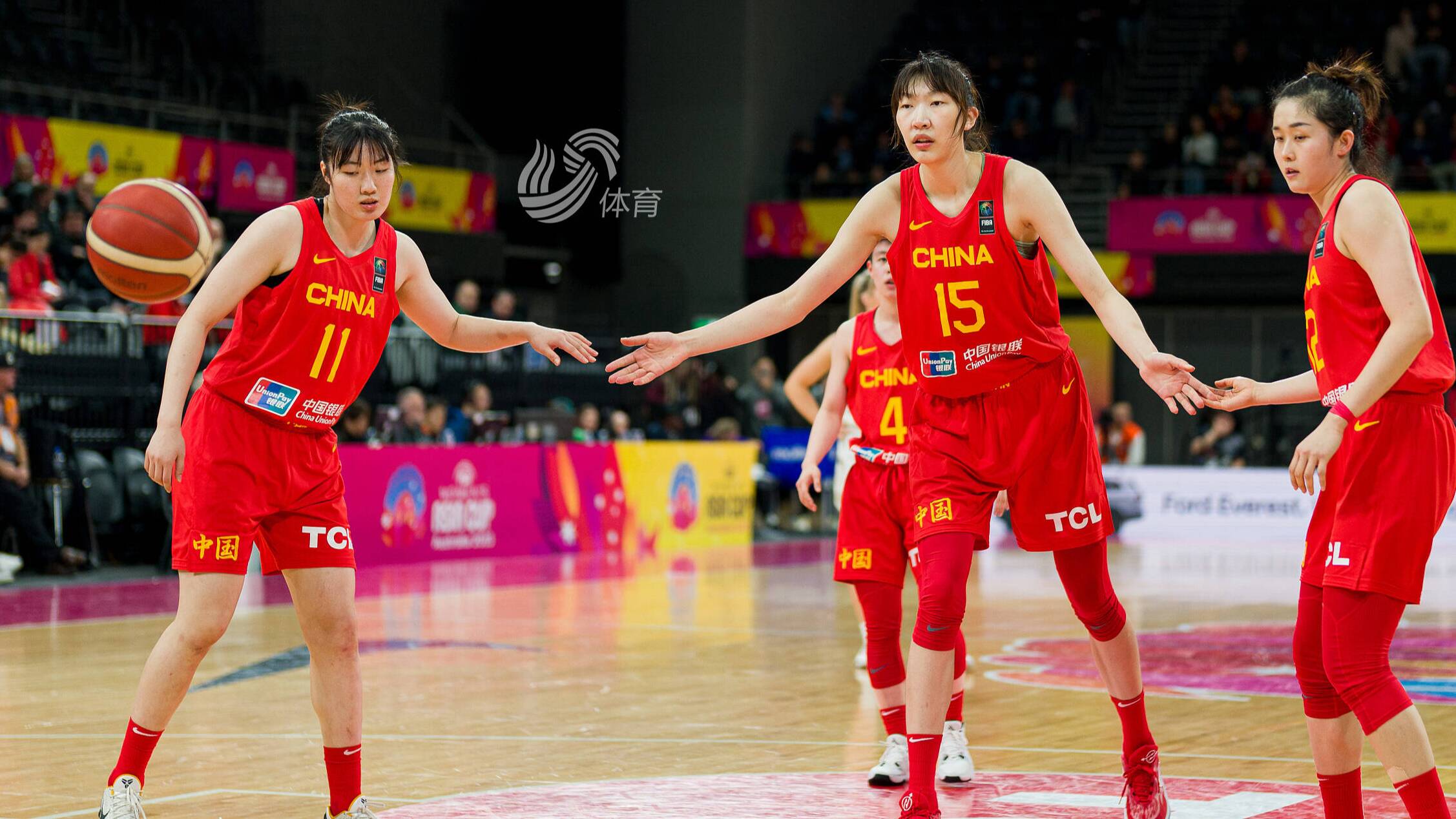 亚洲杯：中国女篮34分大胜新西兰取两连胜，韩旭17+13