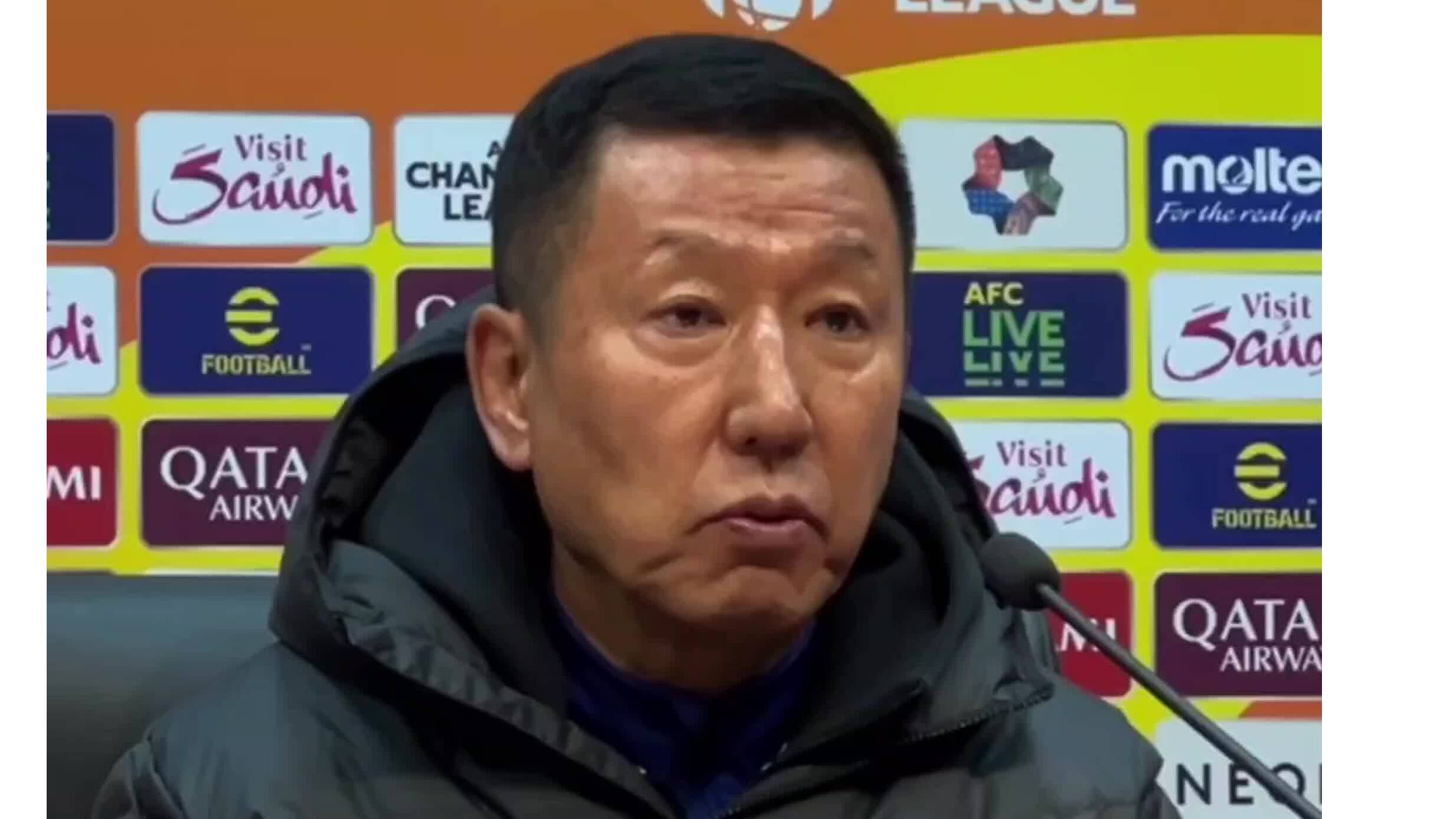 视频丨泰山队亚冠1/4决赛失利，崔康熙对裁判判罚表示不满