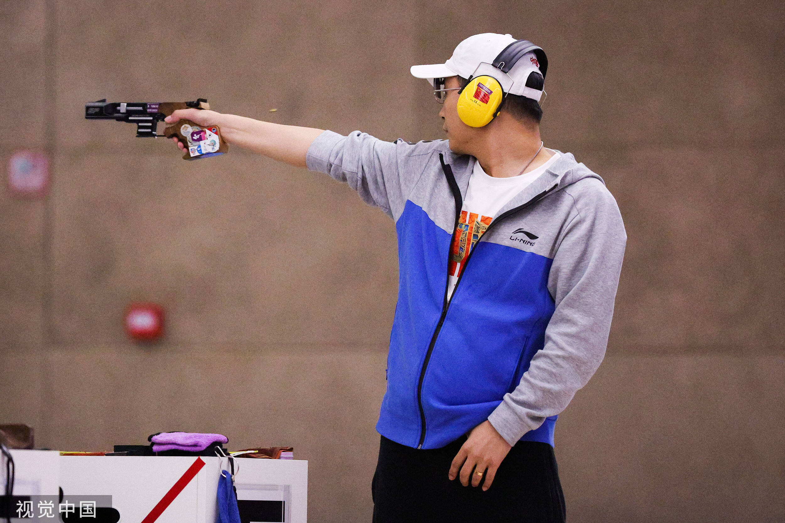 射擊世界杯總決賽：山東名將李越宏衛冕25米手槍速射冠軍