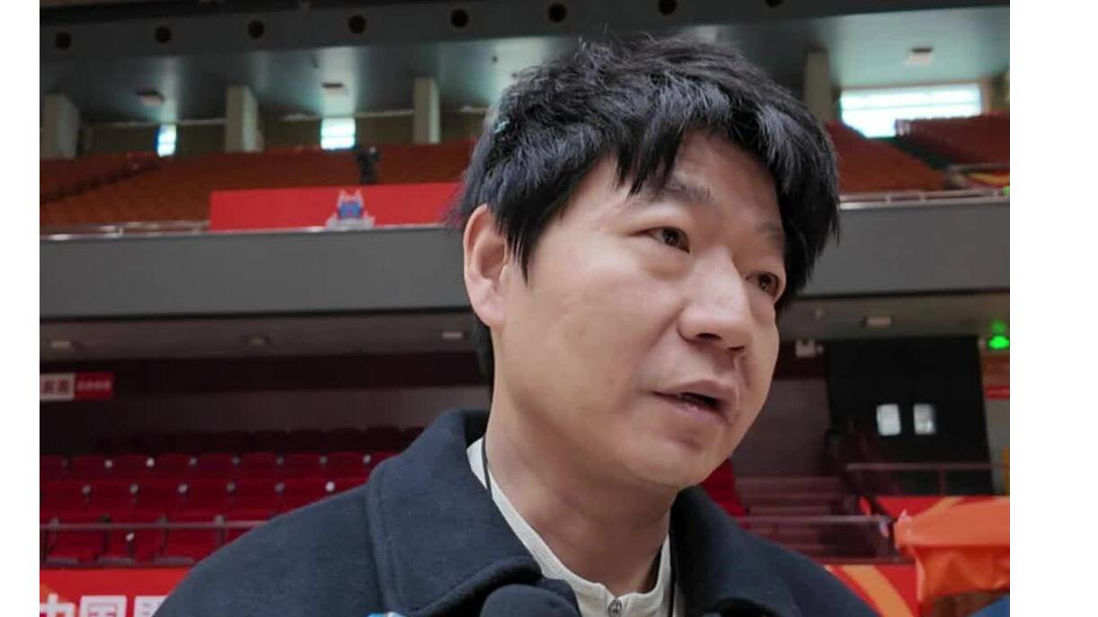 邱彪談如何與00後球員溝通，坦言個人進步才是團隊的財富