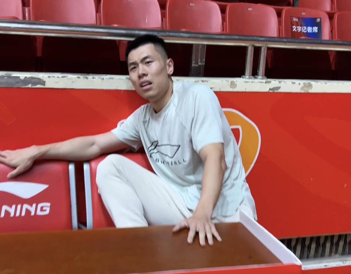 預計一周左右重返賽場，劉毅已開始參與球隊對抗訓練