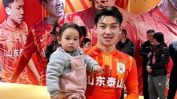 浙江隊官宣童磊加盟 童磊微博發布長文告別泰山隊