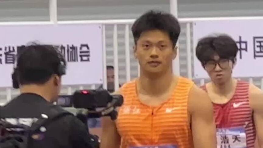 全国室内田径锦标赛男子60米预赛 谢震业国内赛季首秀6秒62
