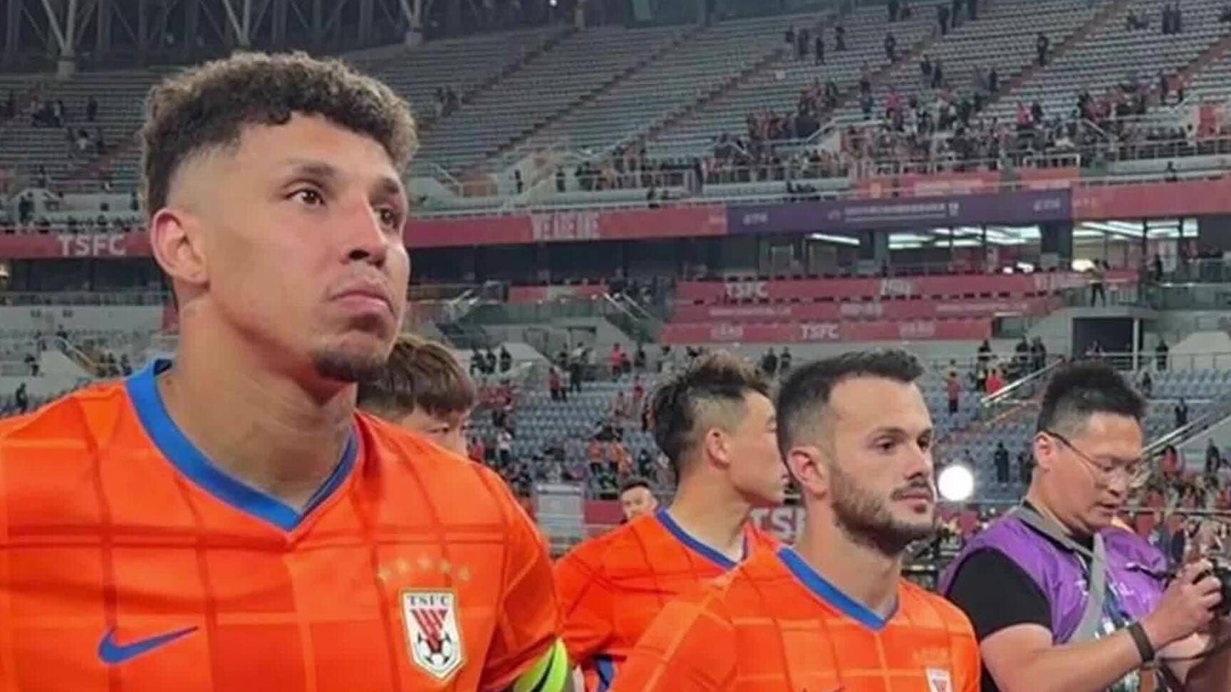 泰山隊主場不敵申花遭兩連敗，球迷高喊:下一場打回來