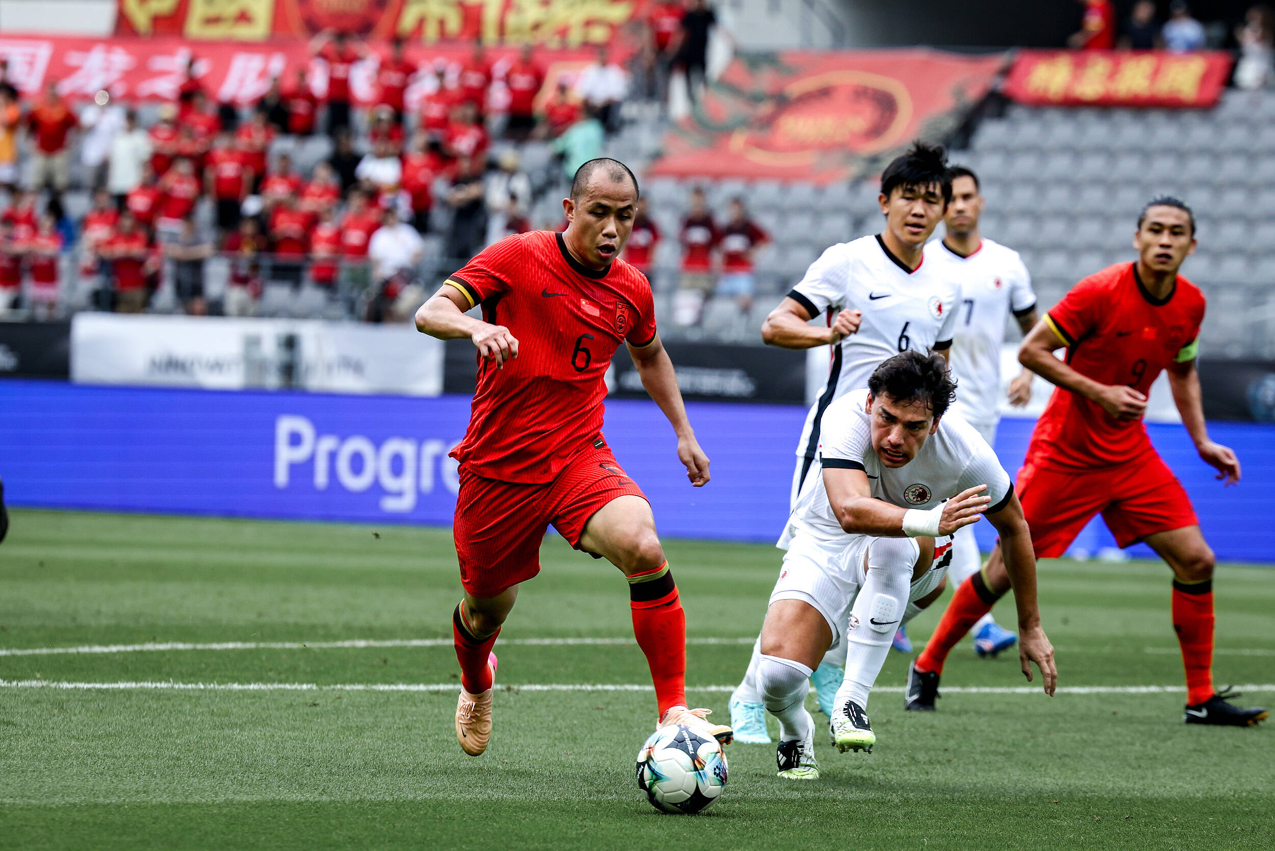 東亞杯：黃政宇破門張玉寧進球被吹 中國隊1-0戰勝中國香港隊