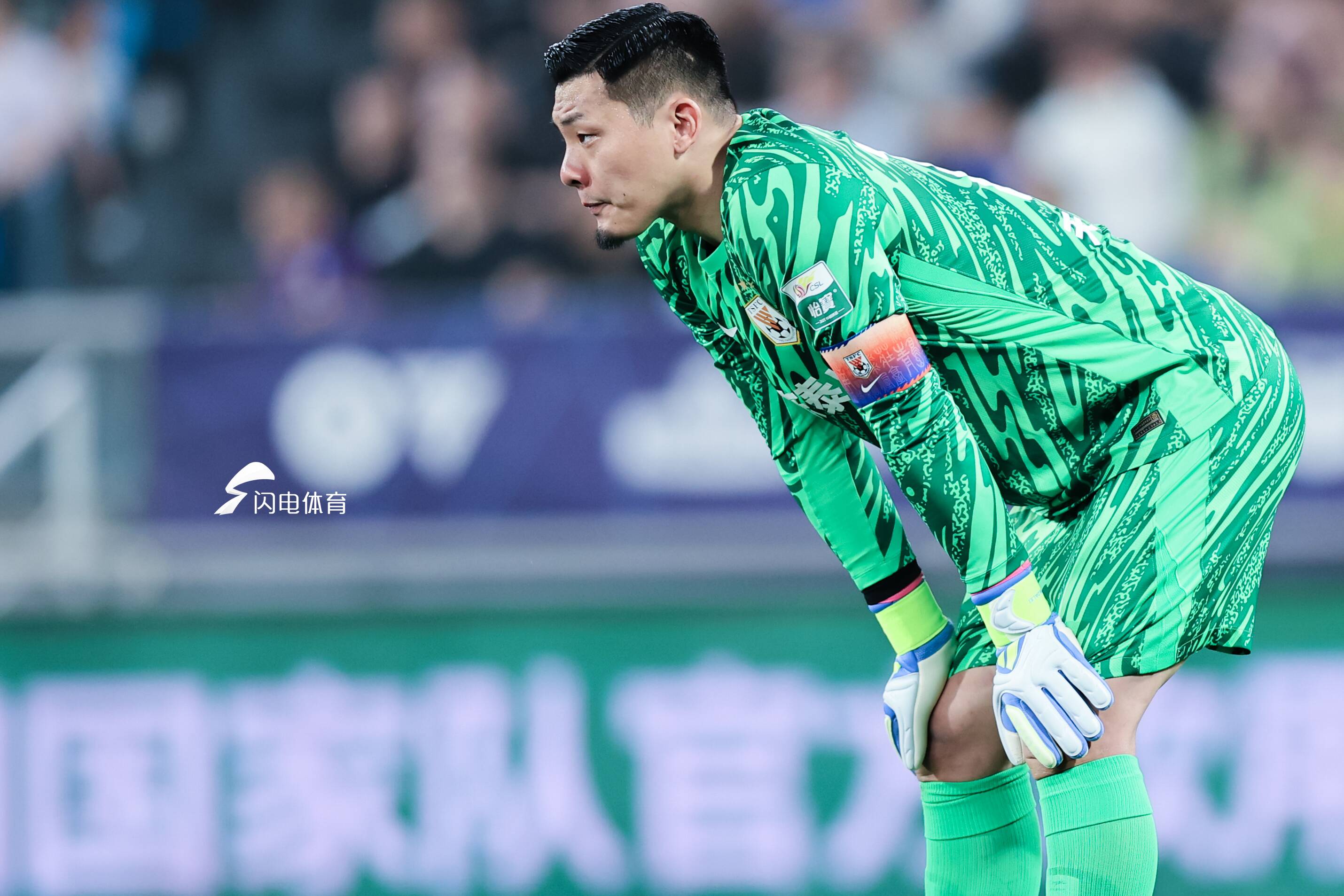 王大雷就袖標事件道歉：動作太隨意，對不起球迷朋友期待