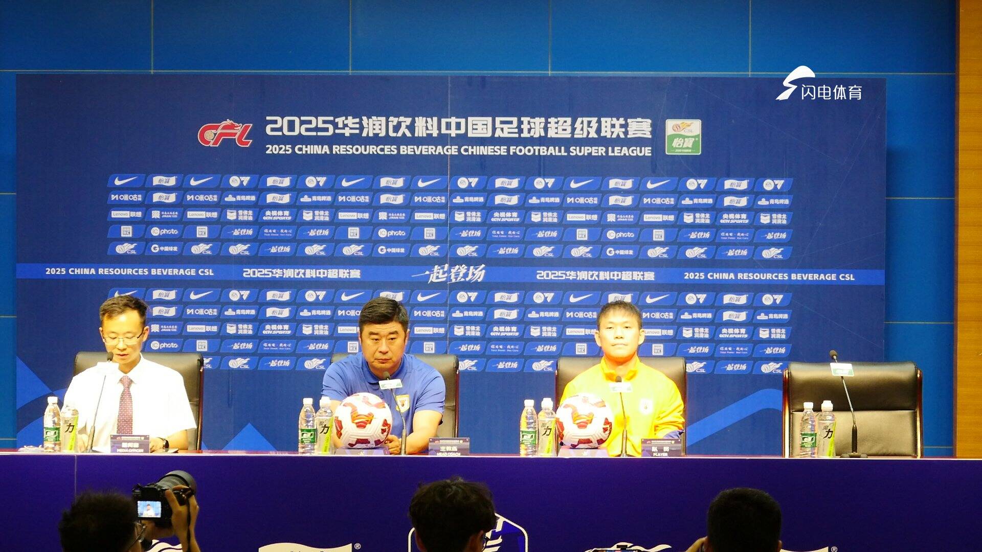 韓鵬透露澤卡依木蘭恢複情況，相信克雷桑，自謙與邵佳一有差距