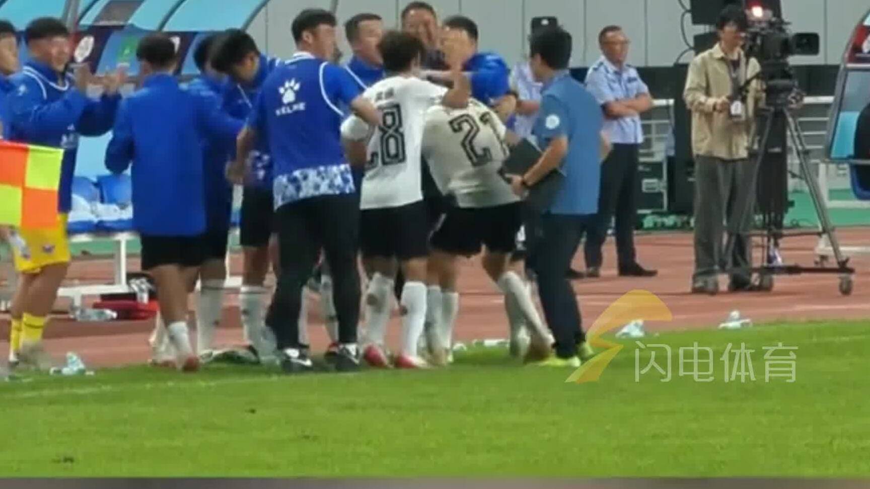 齊魯超賽全麵打響，濟南球隊迎首勝，日照客勝濰坊