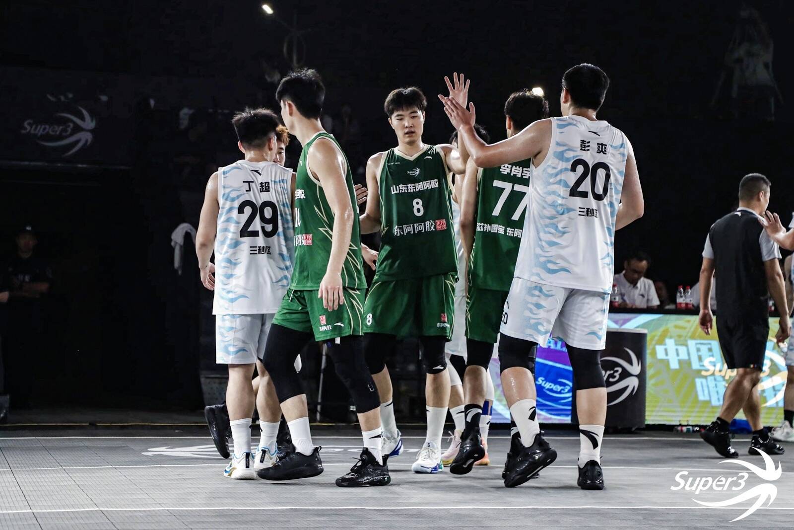 超三張家港爭霸賽：山東東阿阿膠隊一勝一負收官第一比賽日