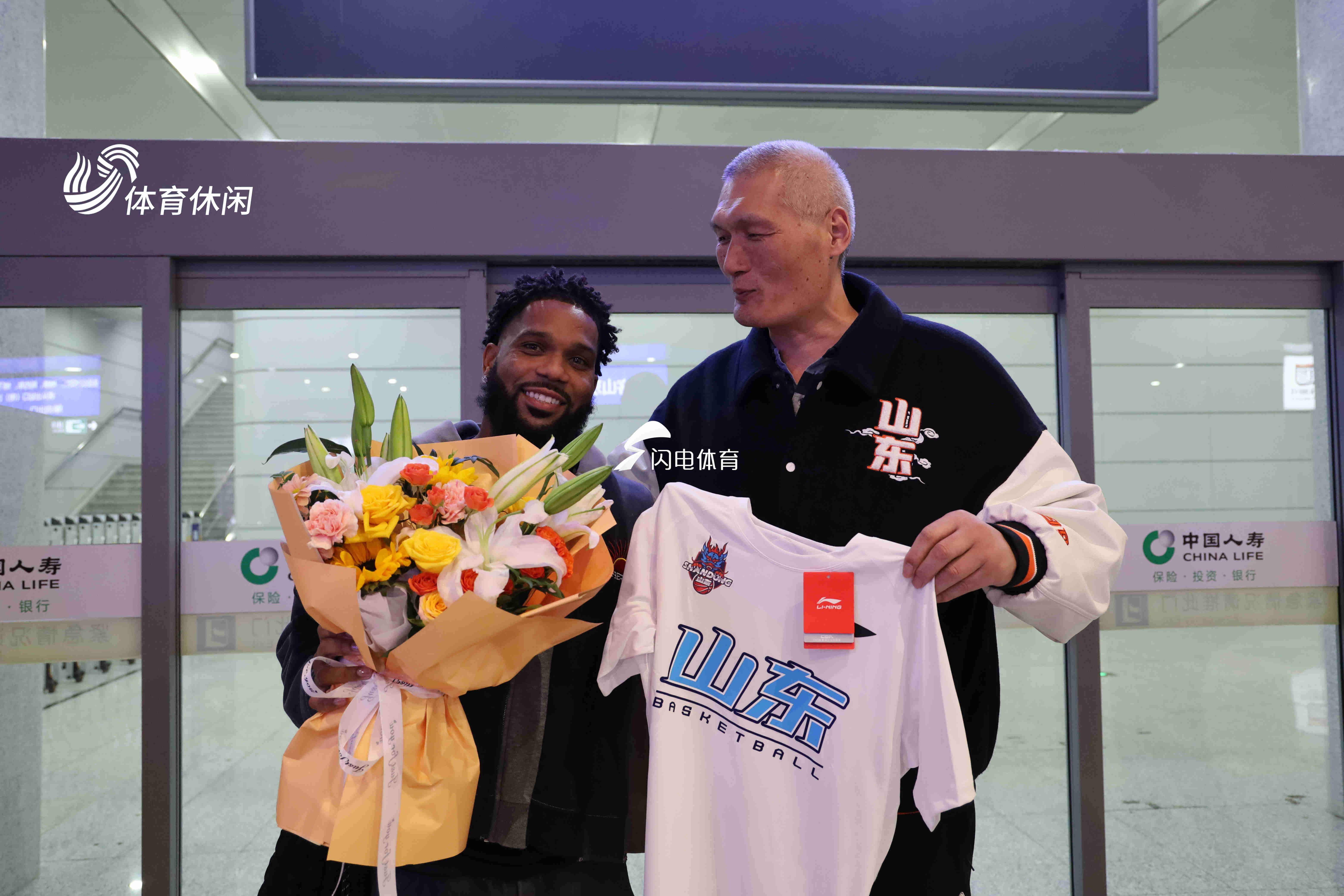 山東高速男籃新外援來了！鮑威爾：新賽季想帶球隊再上新高度