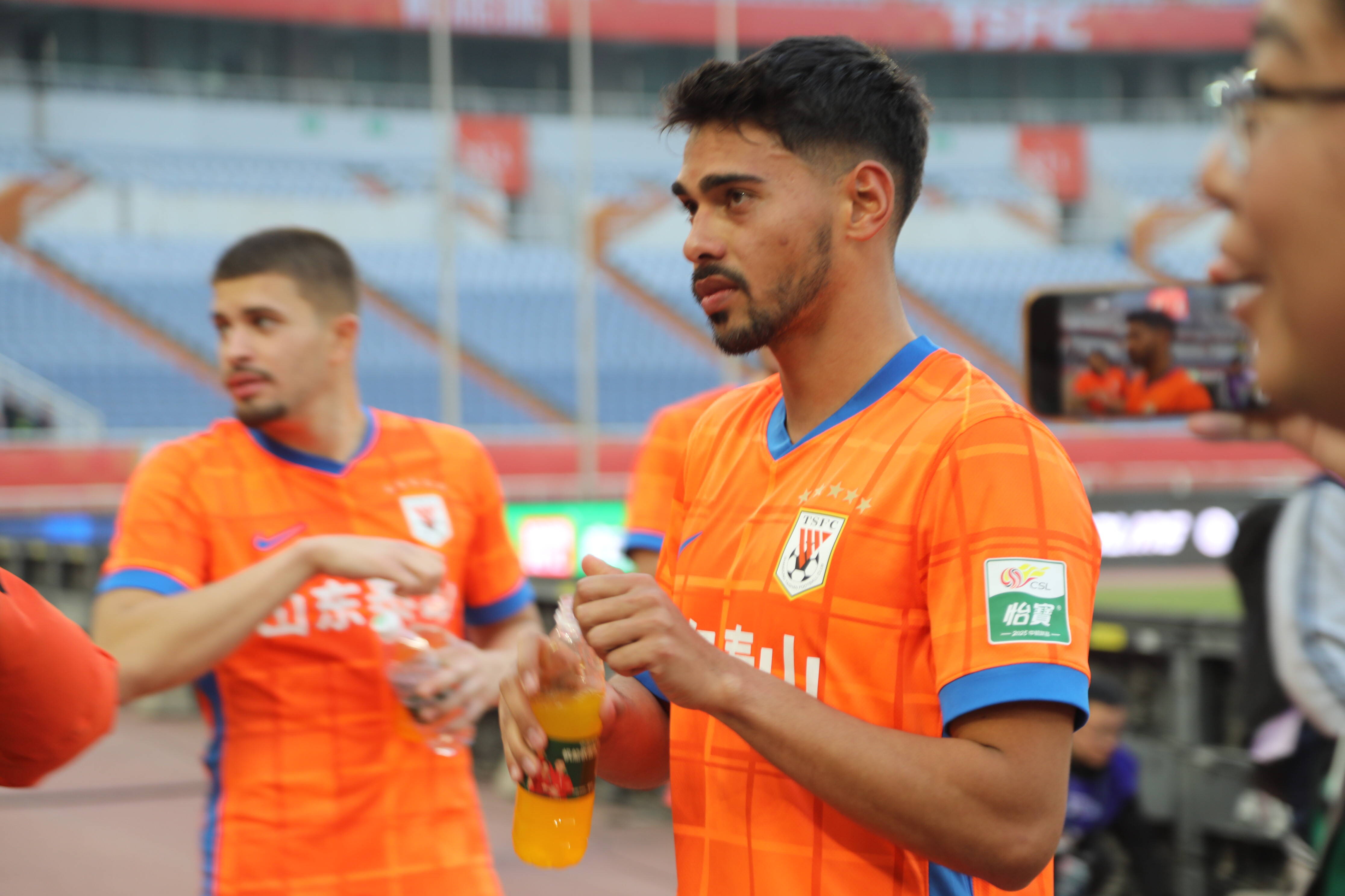 中超第27輪跑動距離榜：馬德魯加12689米居首 賽季第2次登頂