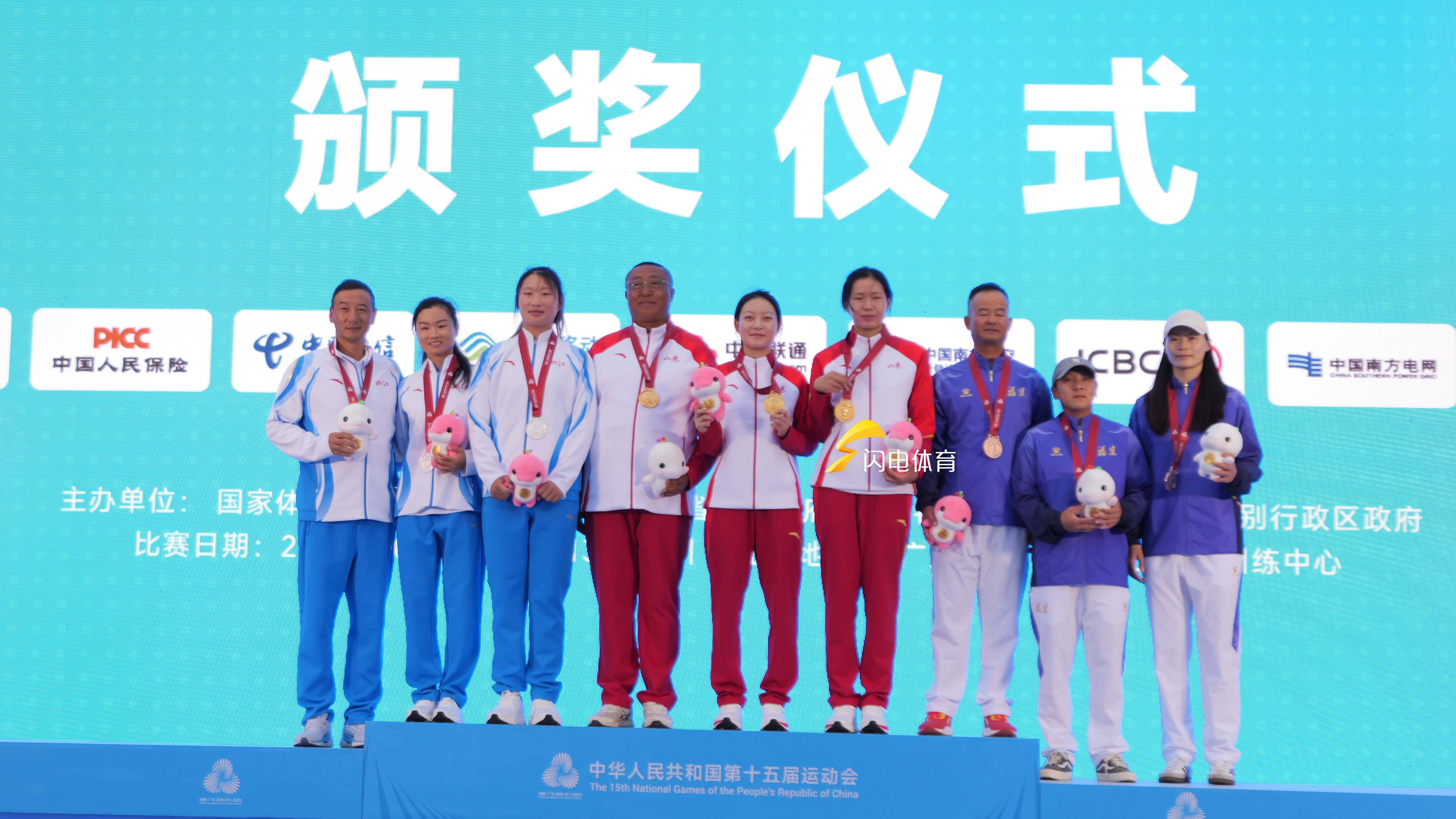 十五运帆船女子49人级山东组合摘金